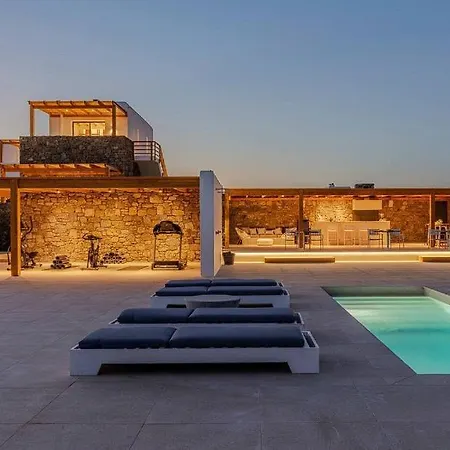 Landhaus Is A Unique, Secluded Getaway ! Mykonos Town