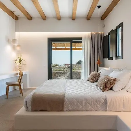 Landhaus Is A Unique, Secluded Getaway ! Mykonos Town