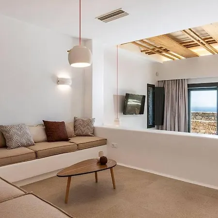 Is A Unique, Secluded Getaway ! Landhaus Mykonos Town