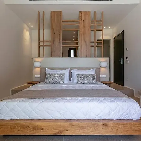 Landhaus Is A Unique, Secluded Getaway ! *